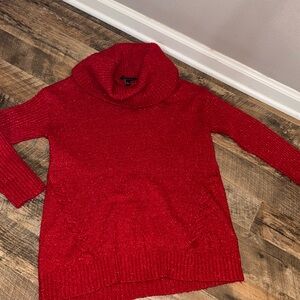 Large res , worn once excellent condition ! Perfect for the holidays!